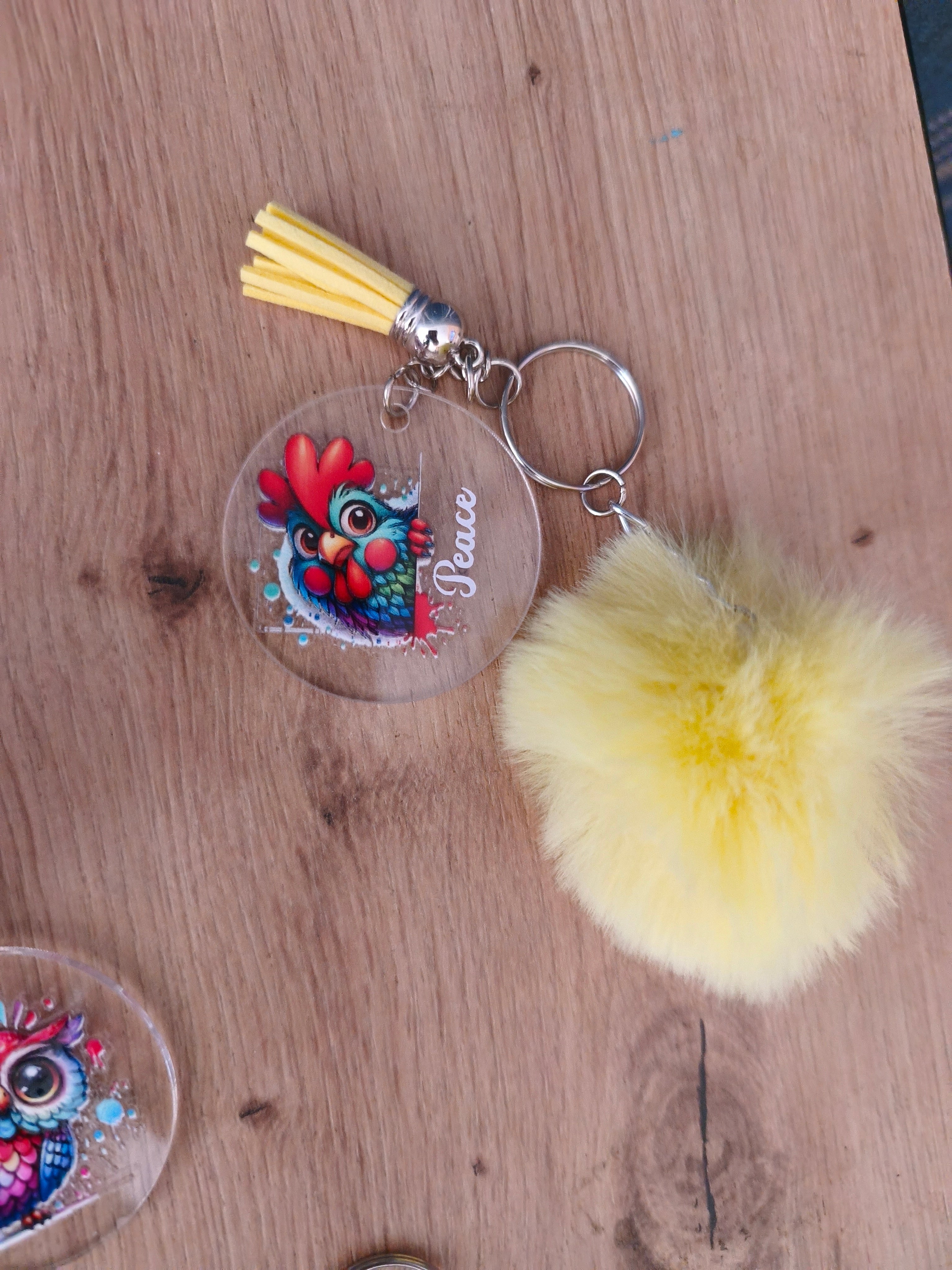 Porte-clés Acrylique & Pompom - Fait Main