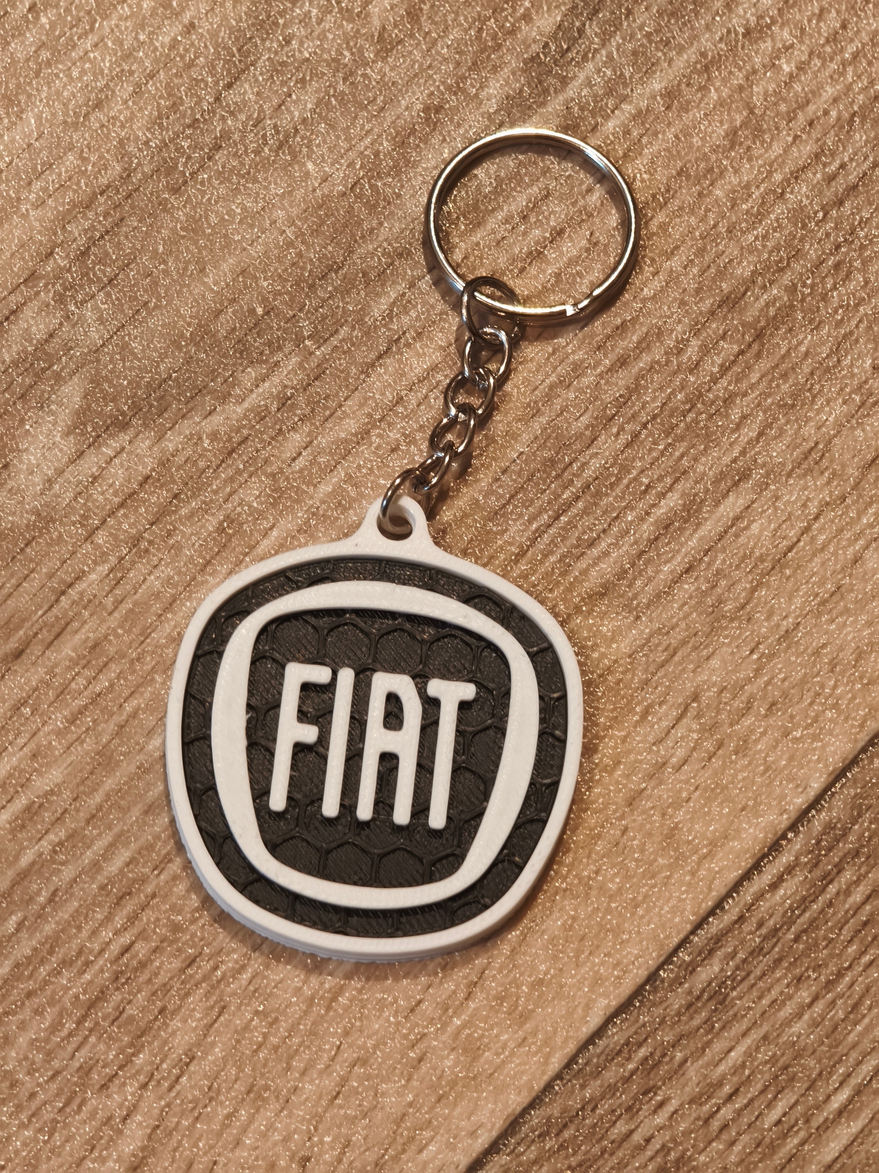 Porte-clé impression 3D bicolore Fiat - Noir et Blanc